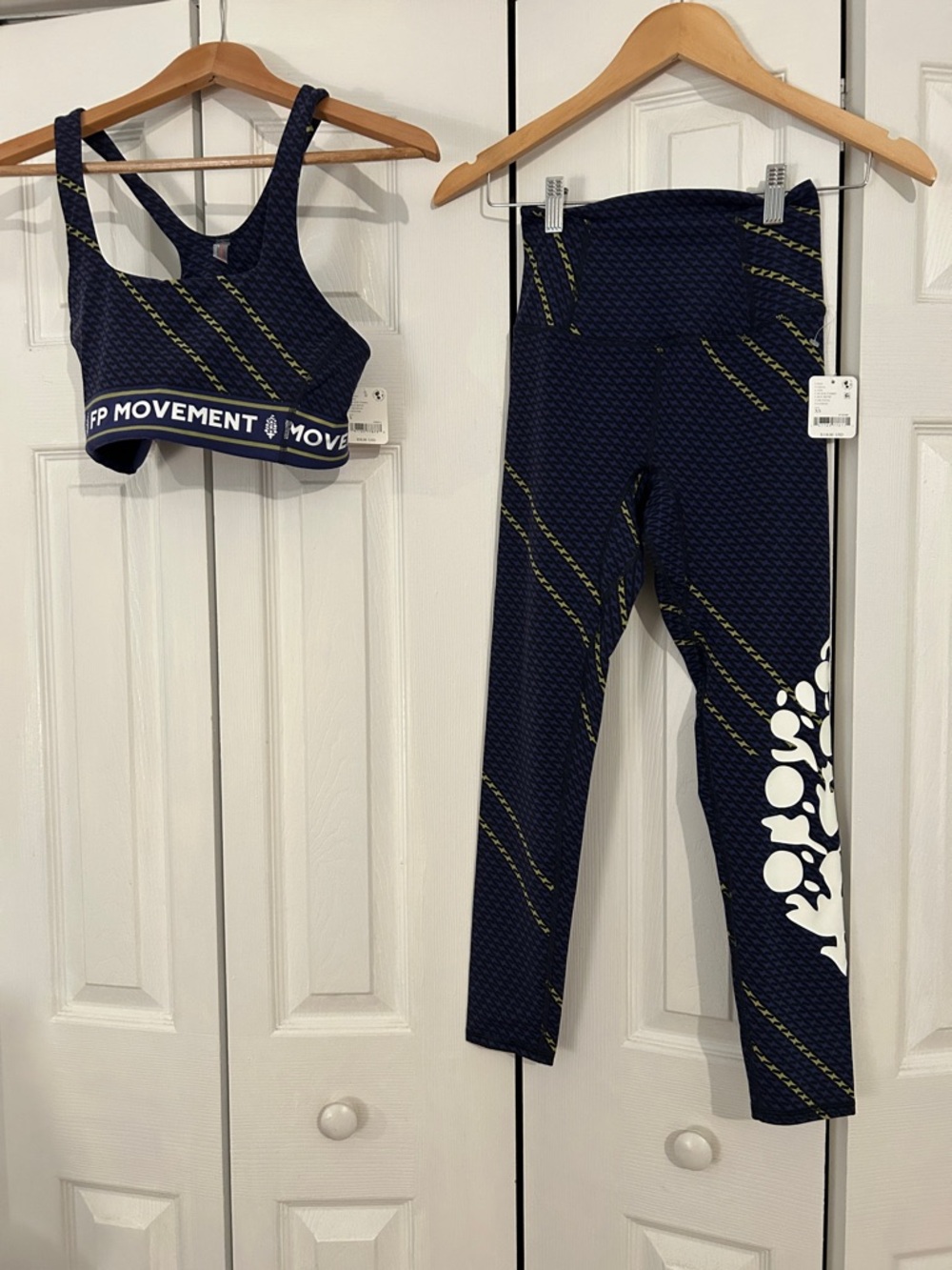 NWT FP Movement by Free People Black and White Combo Sports Bra & Leggings